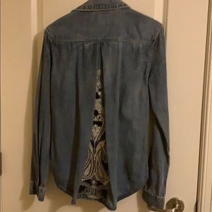 Women’s denim shirt